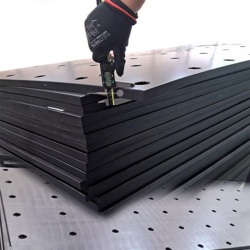 Revestimento de Caçambas com Chapas de PE-ULTRA® (UHMW tipo A)
