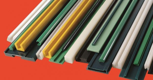 Perfis e Trilhos Deslizantes em UHMW PE-ULTRA® Perfis e Trilhos Deslizantes em UHMW PE-ULTRA®