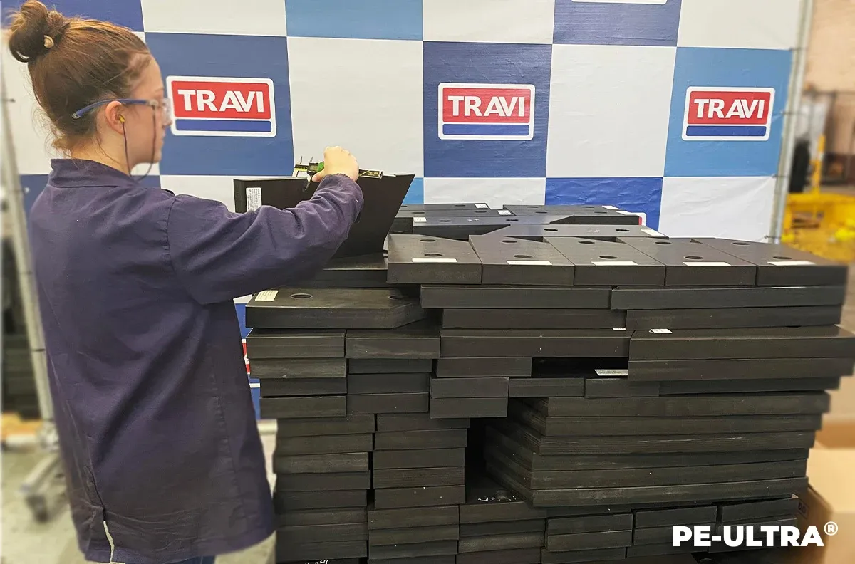 PE-ULTRA® (UHMW) Como chapas de 40 mm aumentam a produtividade e reduzem paradas em silos e chutes